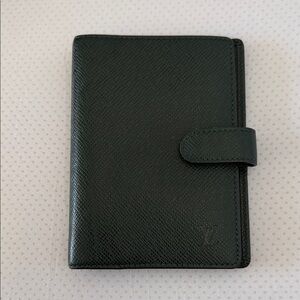 Louis VuittonAgenda Cover